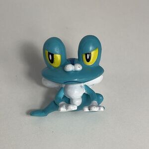 Pokemon XY FROAKIE Authentic 1.5" Mini Figure Nintendo TOMY 2015 E8